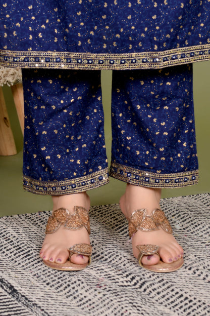 blue Embroidery Suit